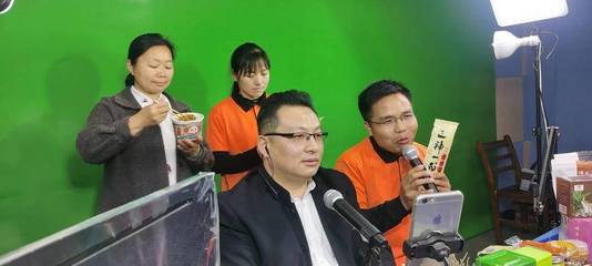 新乡贤熊文文 返乡创业带动乡村振兴，荣膺“中国网事·感动2023”二季度网络感动人物